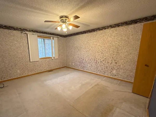 8300 Kimball DR, Eden Prairie, MN 55347