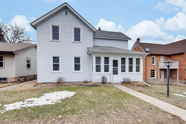 105 1st ST SW, New Prague, MN 56071