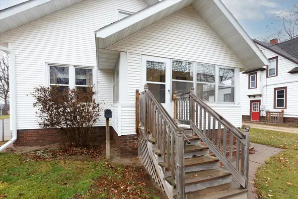 315 12th AVE W, Menomonie, WI 54751
