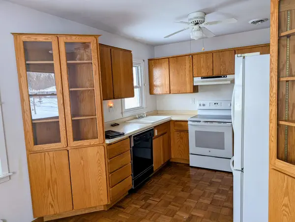 5919 Carlson ST, Shoreview, MN 55126