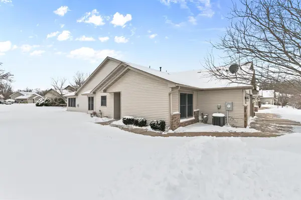 10993 Kirby BLVD, Chisago City, MN 55013