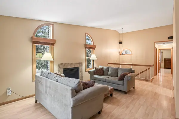 4249 Boulder Ridge PT, Eagan, MN 55122