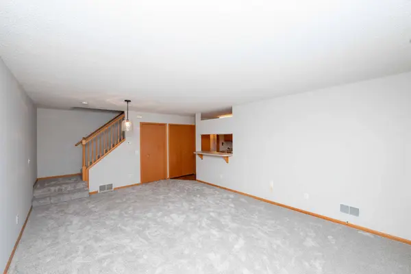 11547 Elmwood AVE N, Champlin, MN 55316