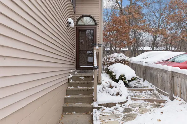 105 South DR #D, Circle Pines, MN 55014