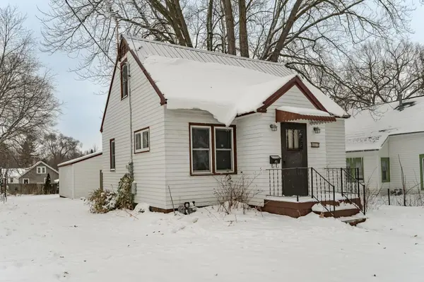 229 10th ST NW, Rochester, MN 55901