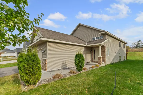 2002 Buffalo Run RD, Buffalo, MN 55313
