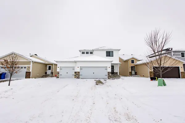 5466 Justice DR S, Fargo, ND 58104