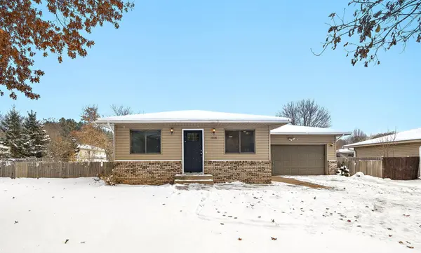 1018 Mulberry ST, Taylors Falls, MN 55084