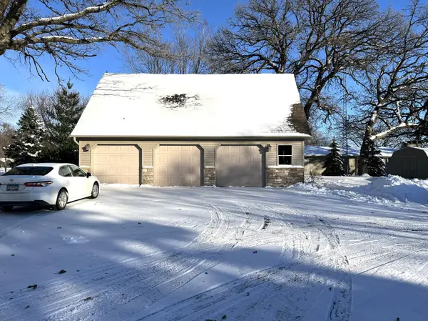 2 Coleman LN, Fairmont, MN 56031