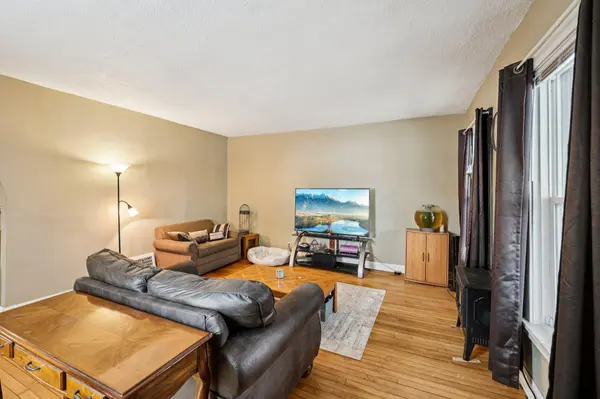 878 Magnolia AVE E, Saint Paul, MN 55106