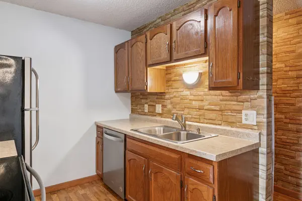 14115 Pennock AVE #301, Apple Valley, MN 55124