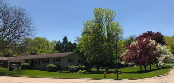 3557 Skyline DR, Red Wing, MN 55066