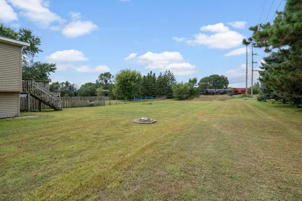 11094 Thrush ST NW, Coon Rapids, MN 55433