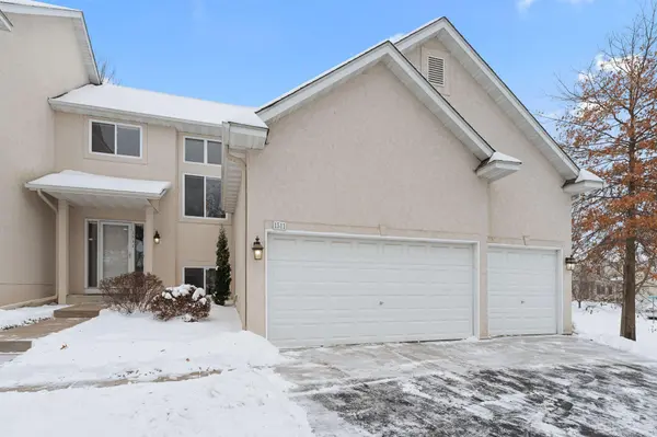 1511 Deerwood BND, Eagan, MN 55122