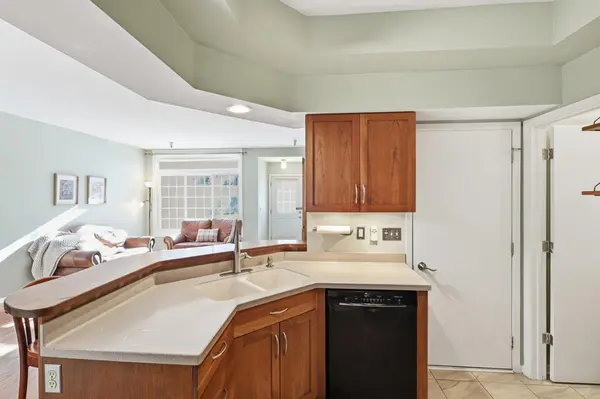 18071 Settlers WAY, Eden Prairie, MN 55347