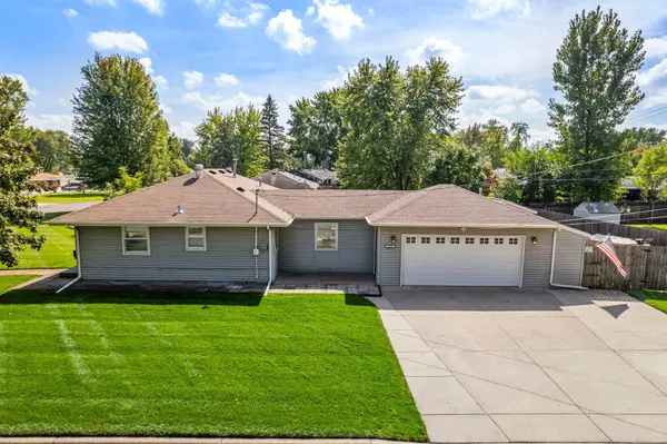 8800 10th AVE S, Bloomington, MN 55420
