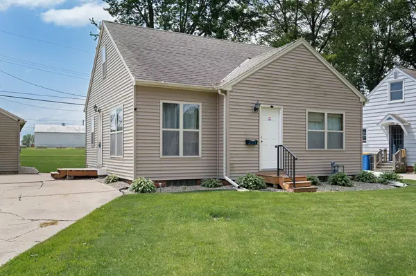 221 E Park ST, Owatonna, MN 55060