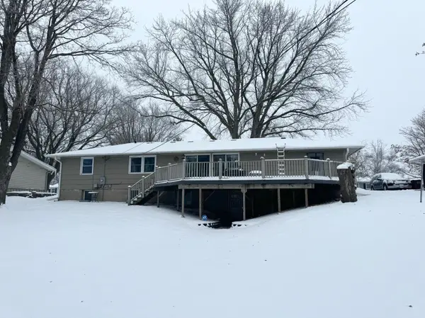 1105 Crestview RD, Albert Lea, MN 56007