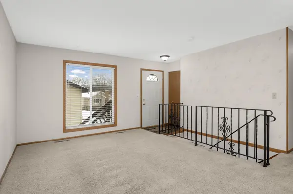 3558 Pilgrim LN N, Plymouth, MN 55441