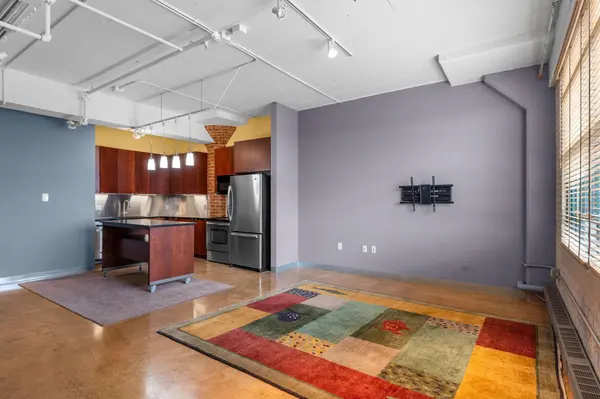 2929 Chicago AVE #917, Minneapolis, MN 55407