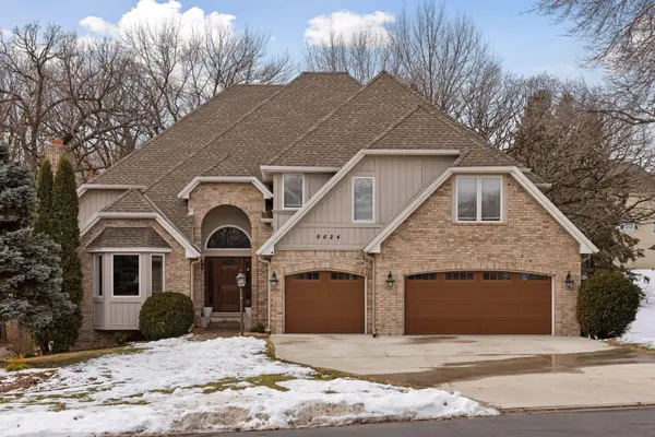 9624 Wyoming TER S, Bloomington, MN 55438