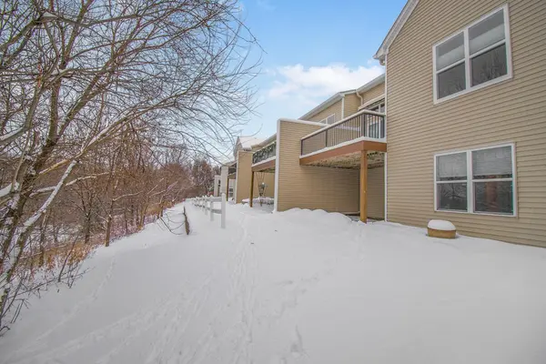 4614 Bloomberg LN, Inver Grove Heights, MN 55076