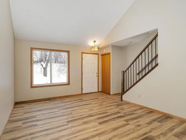 3612 Saint Francis WAY #H, Eagan, MN 55123