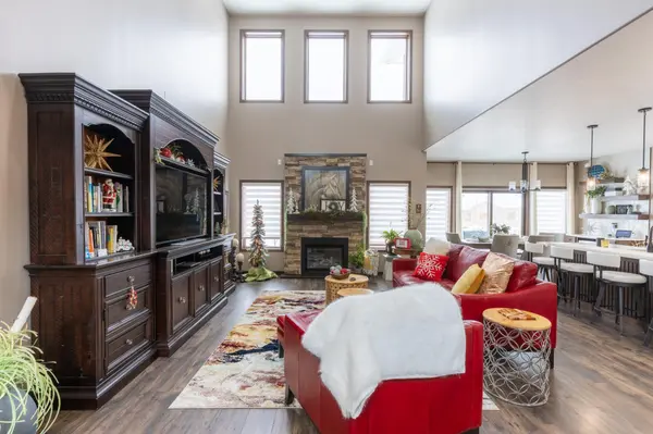 3371 1st ST, West Fargo, ND 58078