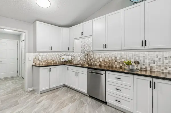 14425 Edgewood AVE, Savage, MN 55378