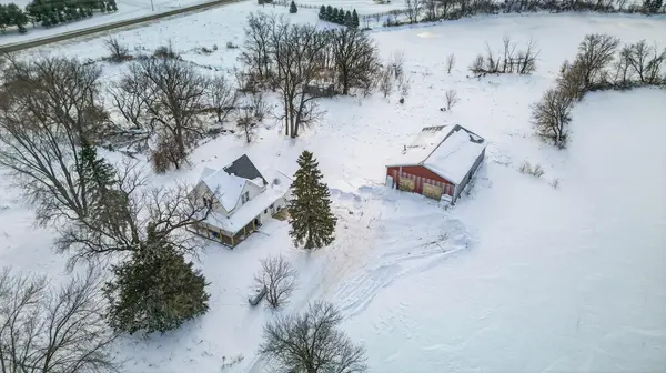 3724 345th AVE NE, Cambridge, MN 55008