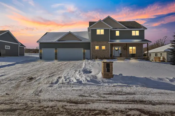 108 South Brook WAY,  Mankato,  MN 56001