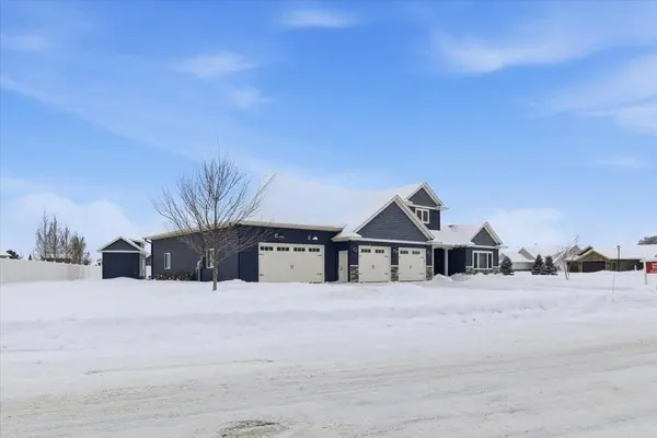 2035 Sandstone LOOP N, Sartell, MN 56377