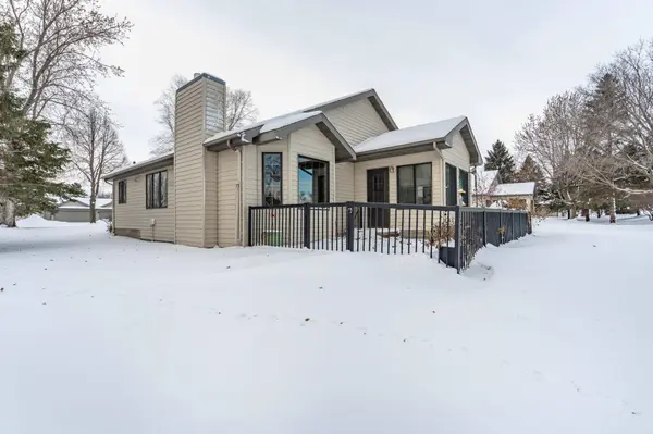 2207 Brookwood CT, Fergus Falls, MN 56537