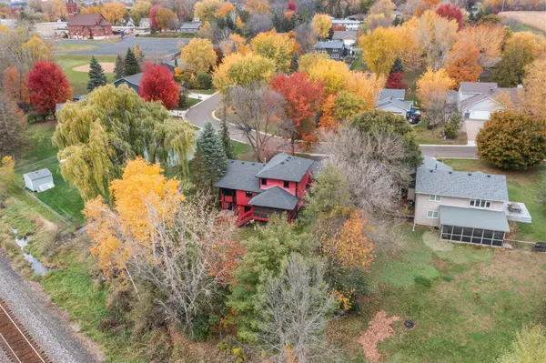 200 Meadow DR, Loretto, MN 55357