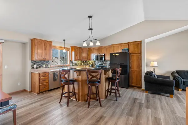 19239 Carmel TRL, Farmington, MN 55024