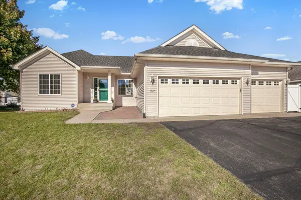1517 Camden Woods TER, Saint Cloud, MN 56301