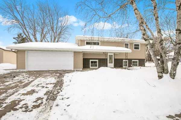 418 2nd AVE S, Waite Park, MN 56387