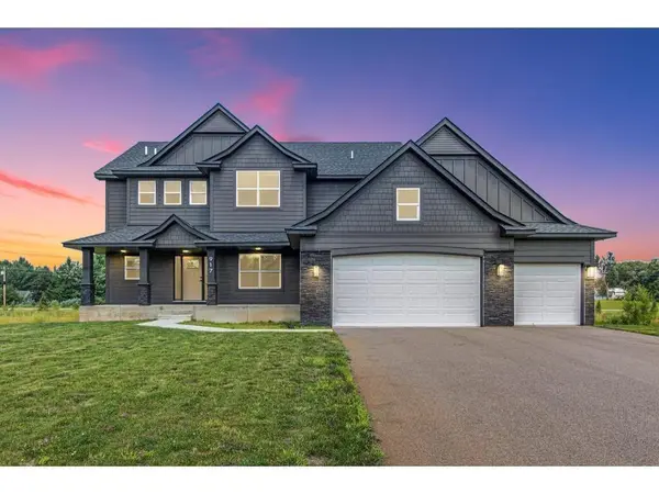 917 174th AVE NE,  Ham Lake,  MN 55304
