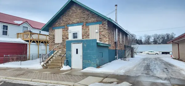 105 Main ST W, Eagle Bend, MN 56446