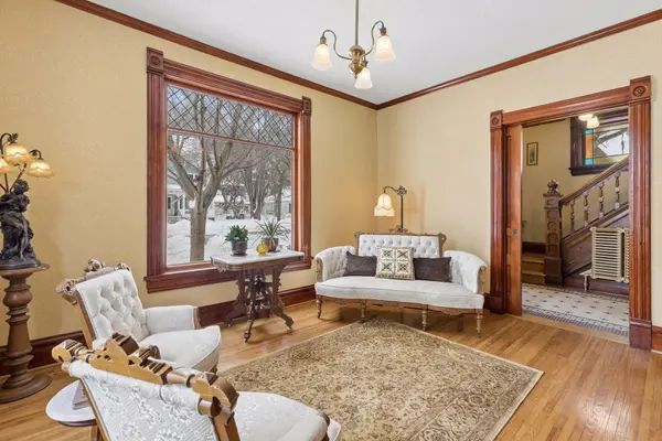 910 W 4th ST, Red Wing, MN 55066