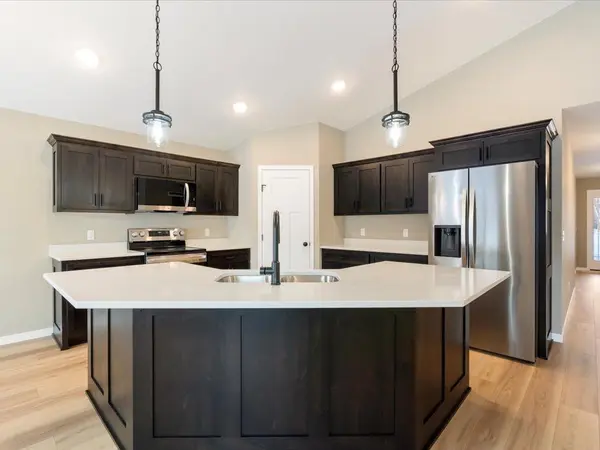 14518 Lynndale DR, Baxter, MN 56425