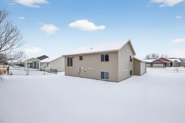 2163 Hadley Hills DR NE, Rochester, MN 55906