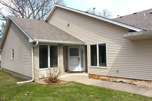 1467 119th LN NE, Blaine, MN 55449