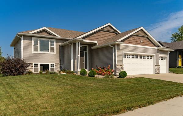 1421 Tunbridge PL NE,  Byron,  MN 55920