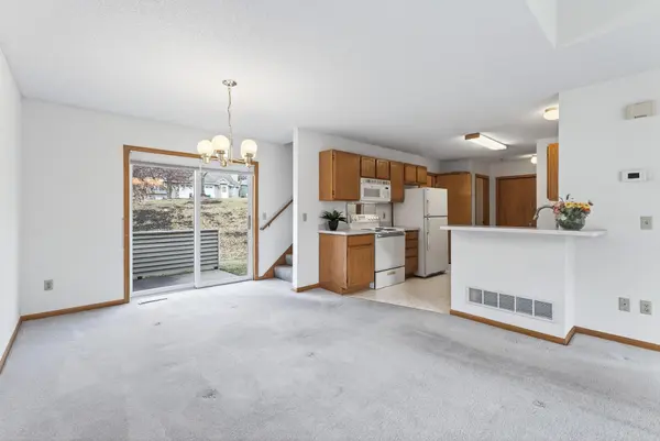 13807 Granada WAY #9, Apple Valley, MN 55124