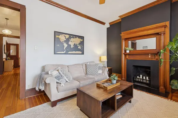 182 Kent ST #2, Saint Paul, MN 55102