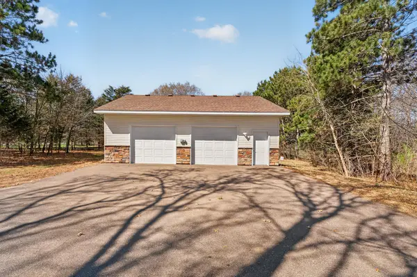 2623 S Coon Creek DR, Andover, MN 55304