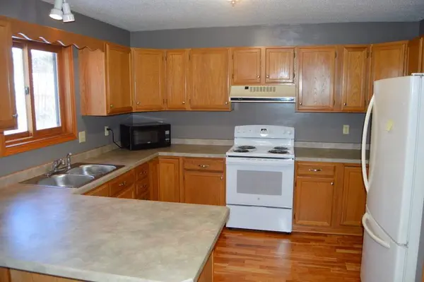 13411 Shadowwood DR, Baxter, MN 56425