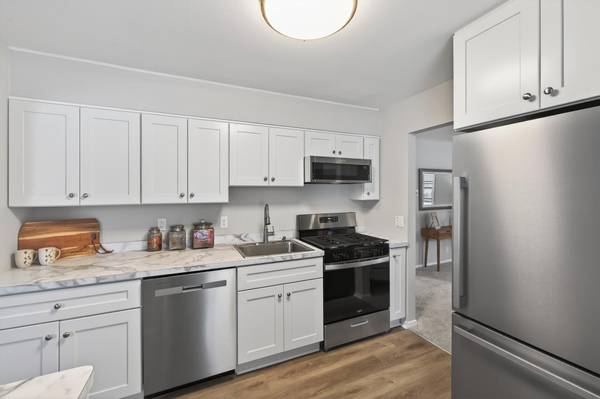 300 106th AVE NW, Coon Rapids, MN 55448