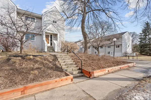 130 W 43rd ST, Minneapolis, MN 55409